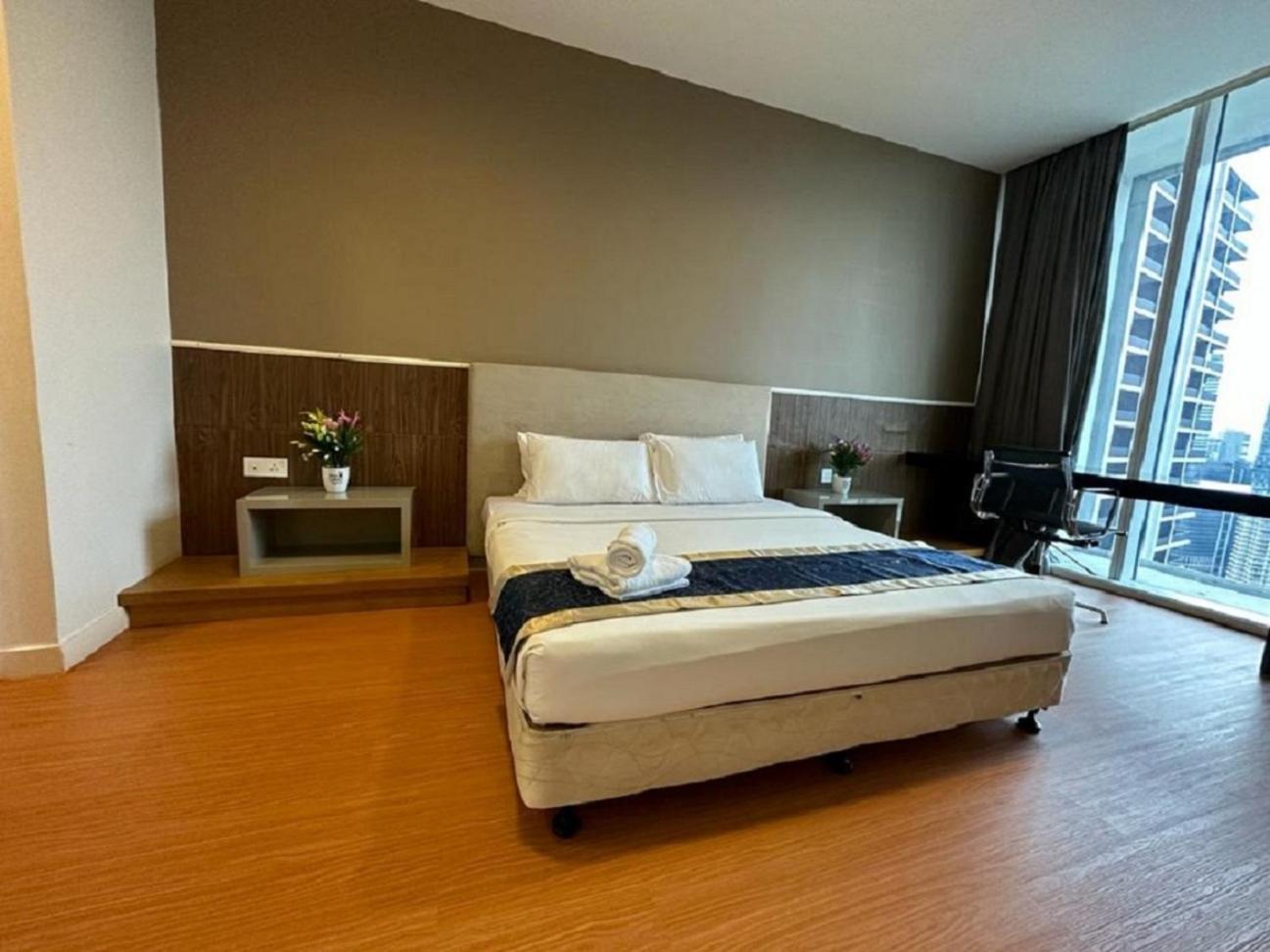 Platinum Suites Klcc By Ar Hospitality Kuala Lumpur Exterior photo