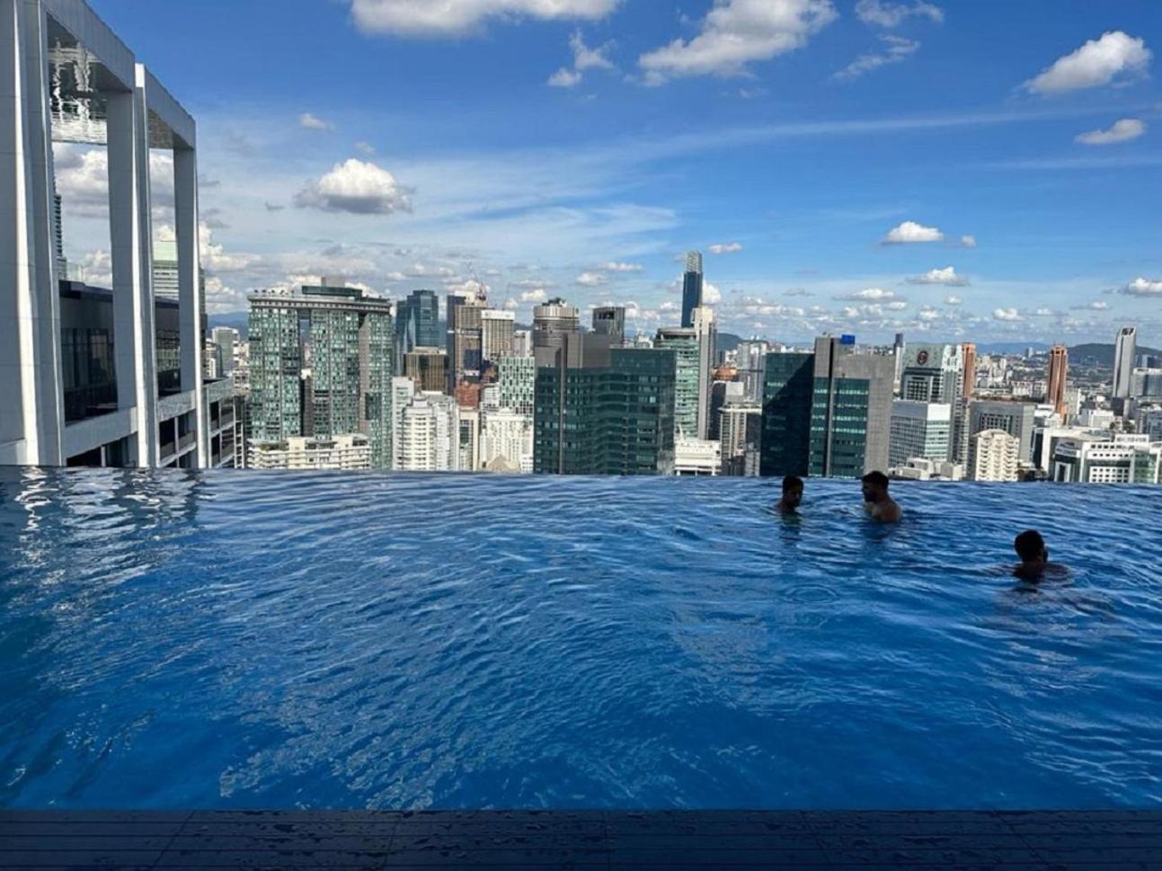 Platinum Suites Klcc By Ar Hospitality Kuala Lumpur Exterior photo
