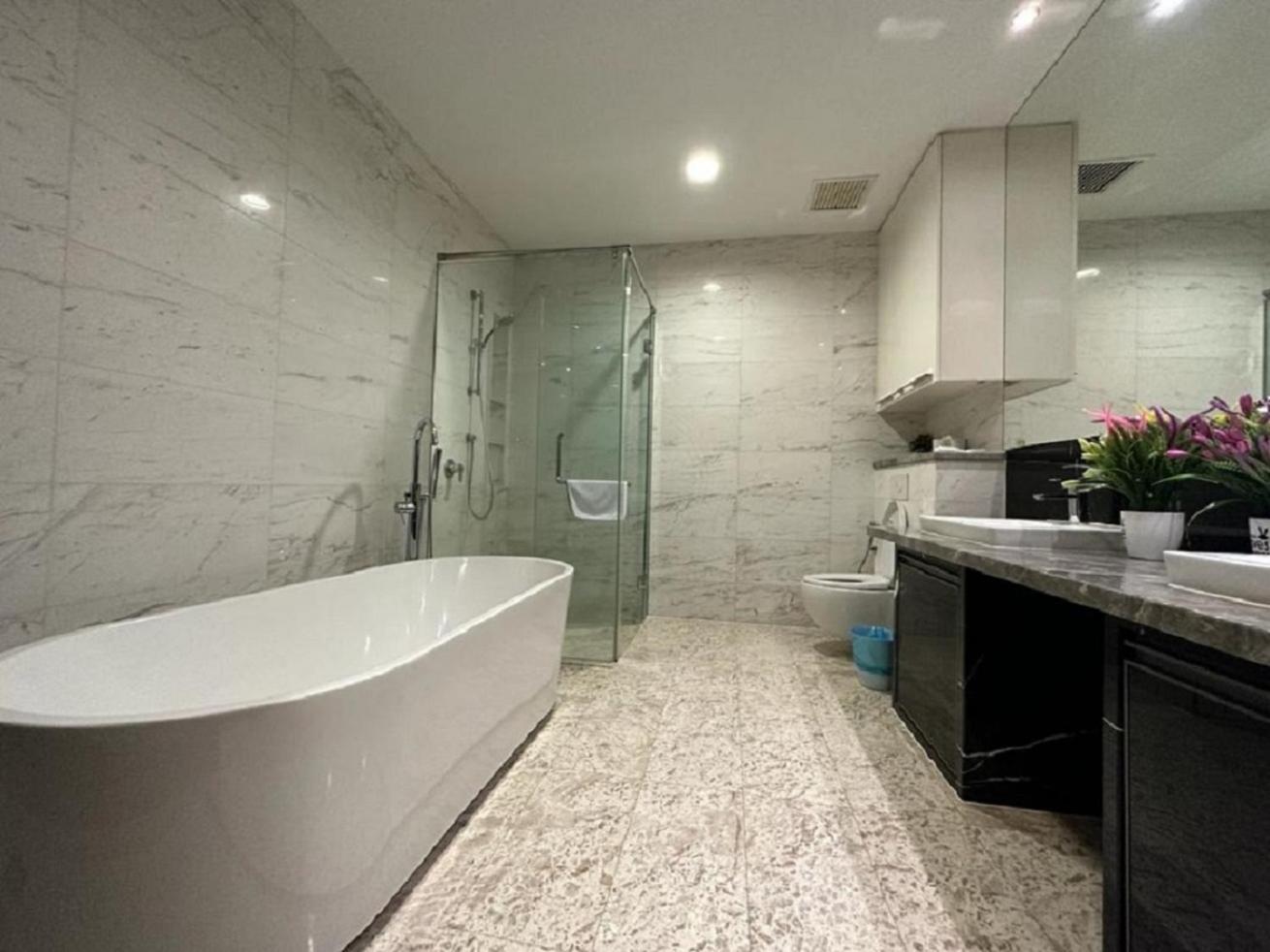 Platinum Suites Klcc By Ar Hospitality Kuala Lumpur Exterior photo